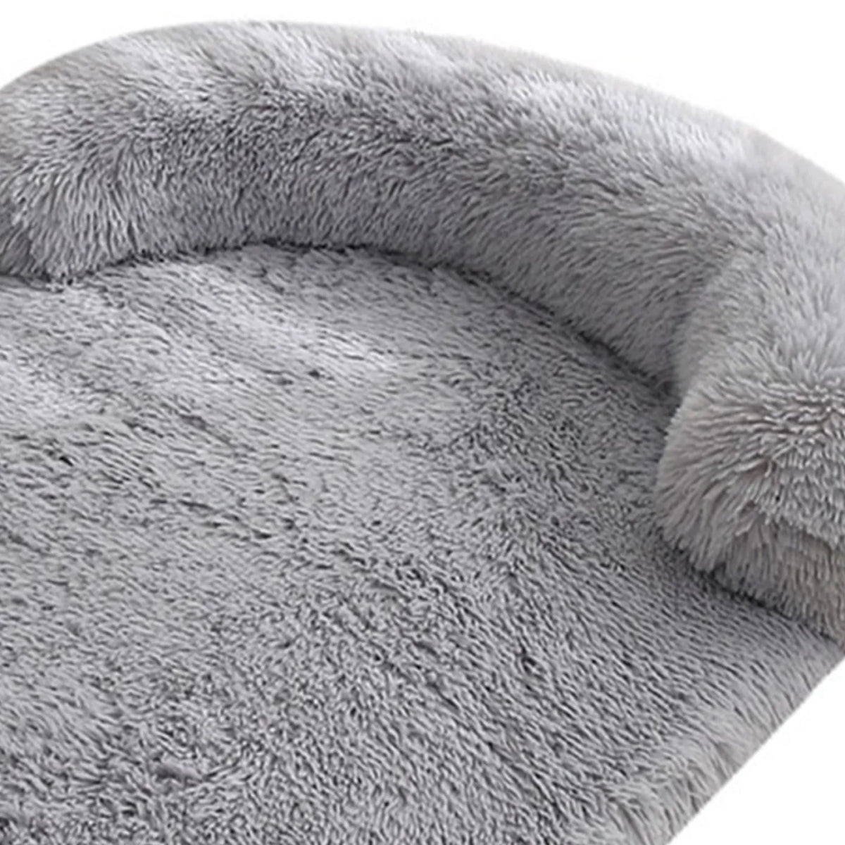 Close-up of the long plush fur and bolster