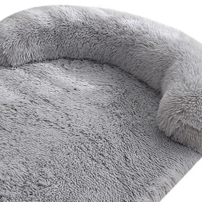 Close-up of the long plush fur and bolster